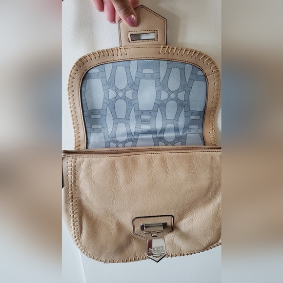 Aimee Kestenberg Tan Flap Saddle Crossbody Shoulder Bag EUC - Picture 6 of 9